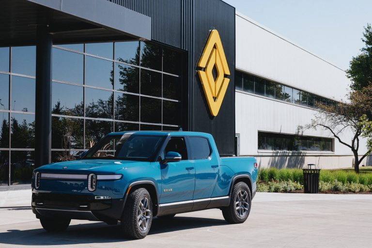 Rivian Layoffs, R1T Towing Issues, Fires and Amazon Van Deliveries